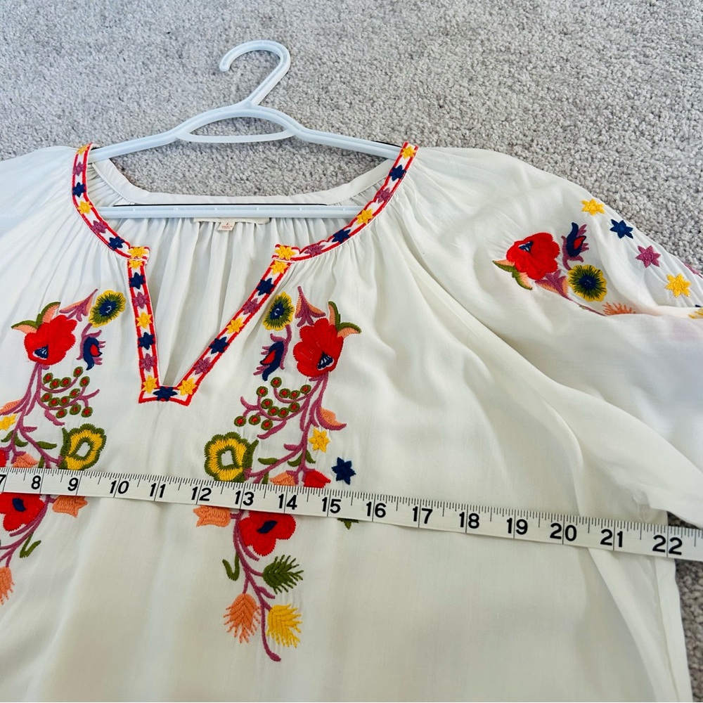 Solitaire Women’s Embroidered Floral Boho Blouse Size L - Picture 8 of 9